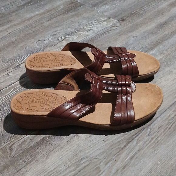 BareTraps  Justee brown leather slip on sandals slides Sz 9 NWOT - Picture 5 of 8
